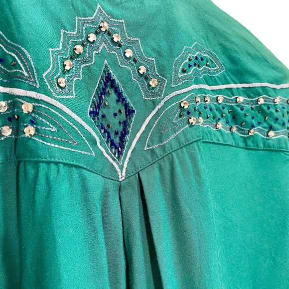 Vintage 1990s Women's Wrangler Western Collared Beaded Button Up Teal Blouse XL - Picture 7 of 13